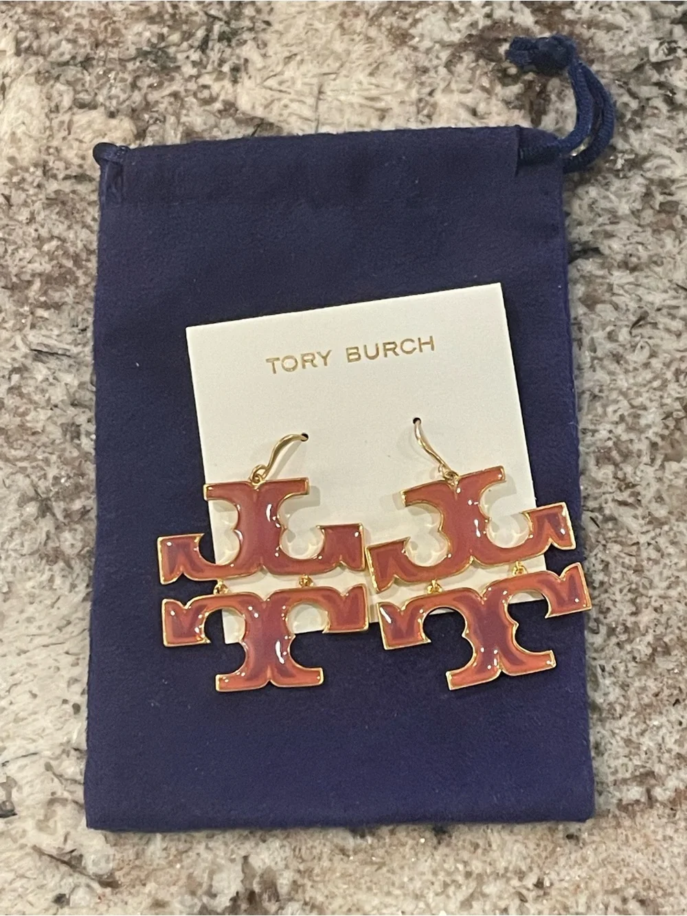 NWT~TORY BURCH~Transparent Logo Drop Earrings, Pink Blush/Rolled Gold